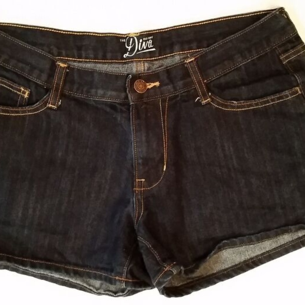 Old Navy size 8 Diva Jean Short Shorts Dark Rinse